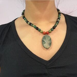 beautiful handmade jade necklace